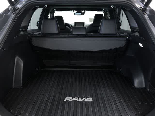 Thumbnail: 2022 Toyota RAV4 - 24