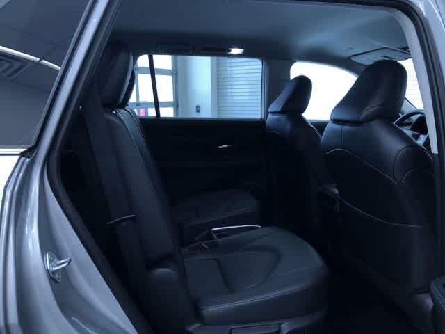 Thumbnail: 2025 Toyota Grand Highlander - 15