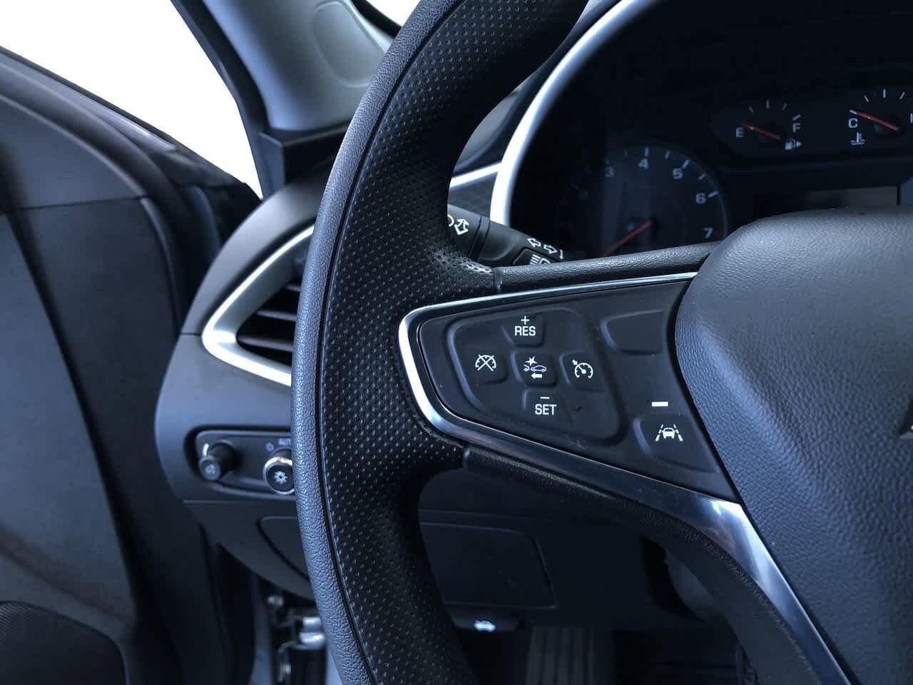 Thumbnail: 2024 Chevrolet Malibu - 25