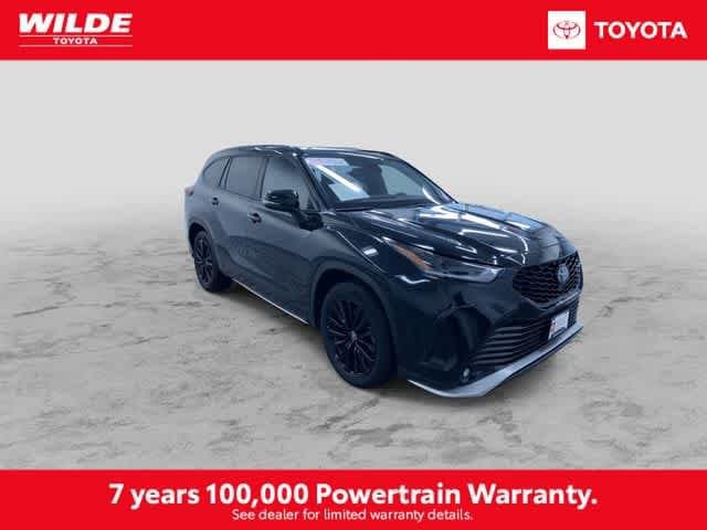 Thumbnail: 2025 Toyota Highlander - 3