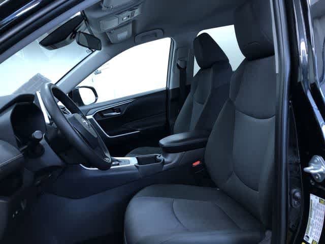 Thumbnail: 2025 Toyota RAV4 - 18