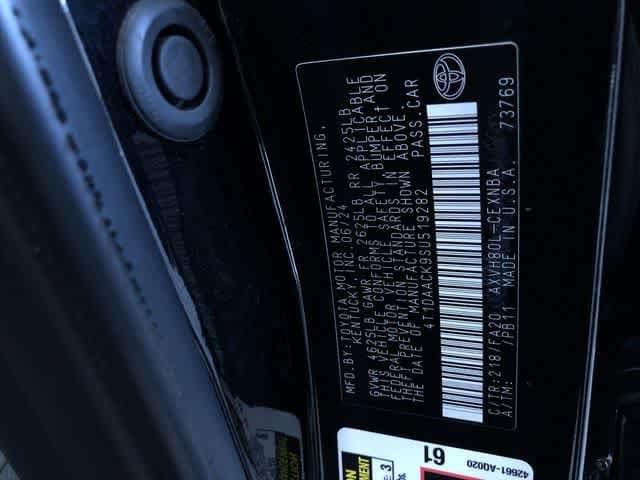 Thumbnail: 2025 Toyota Camry - 33