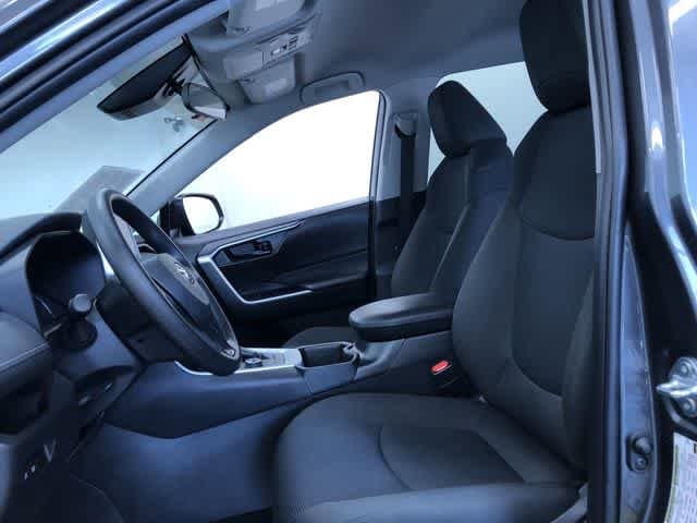 Thumbnail: 2025 Toyota RAV4 - 18
