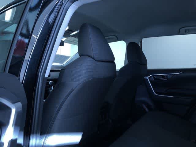 Thumbnail: 2025 Toyota RAV4 - 18