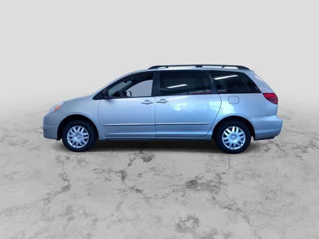 Thumbnail: 2005 Toyota Sienna - 7