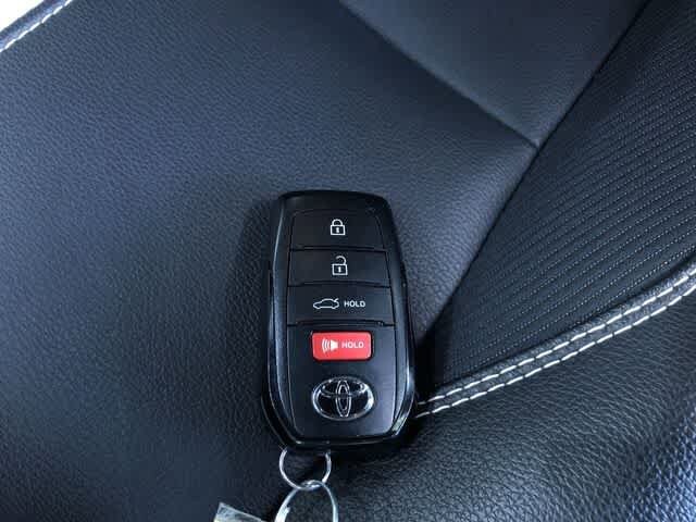 Thumbnail: 2025 Toyota Camry - 31