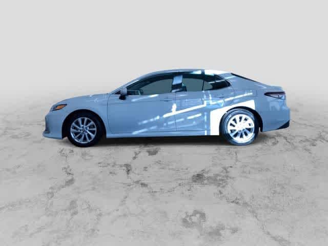 Thumbnail: 2023 Toyota Camry - 6