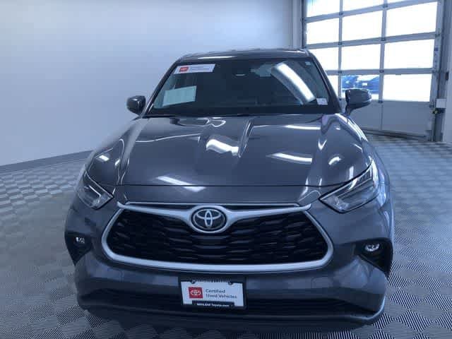 Thumbnail: 2023 Toyota Highlander - 14