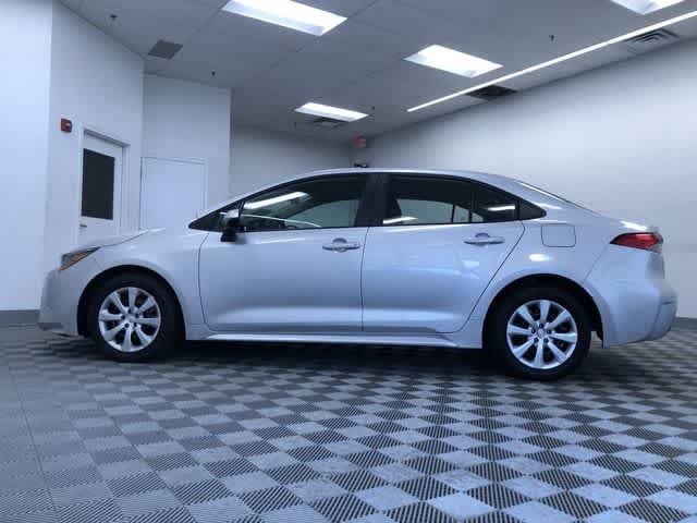 2025 Toyota Corolla LE - Photo 11