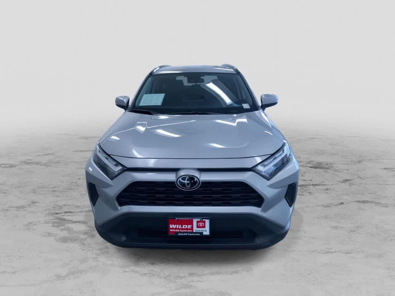 2024 Toyota RAV4 XLE 3