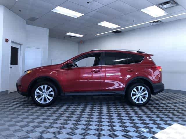 Thumbnail: 2015 Toyota RAV4 - 11