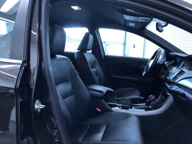 Thumbnail: 2017 Honda Accord - 21