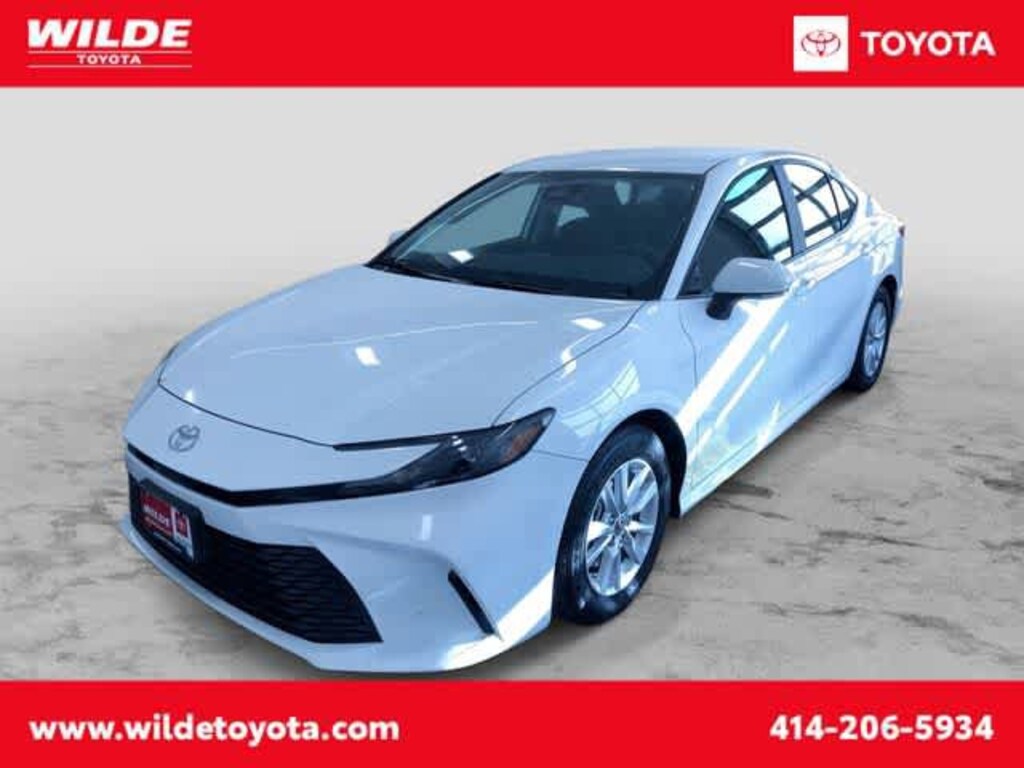 Used 2025 Toyota Camry XLE Car