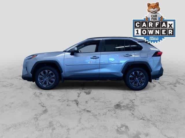 Thumbnail: 2022 Toyota RAV4 - 6