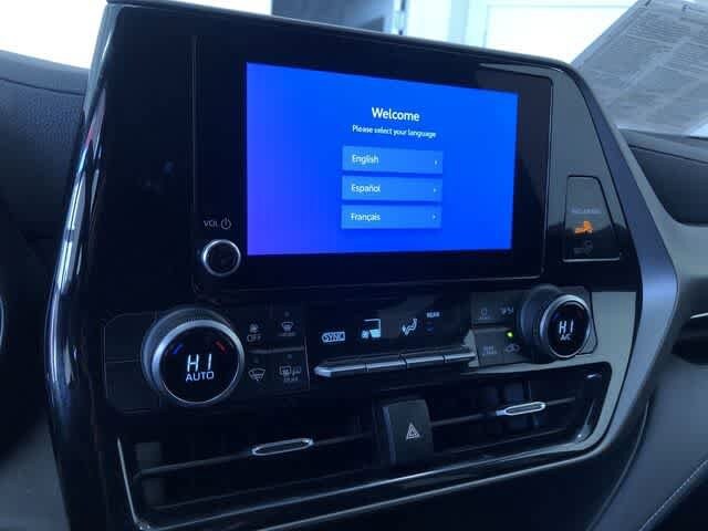 Thumbnail: 2024 Toyota Highlander - 30