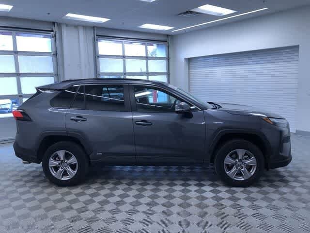 Thumbnail: 2025 Toyota RAV4 - 35