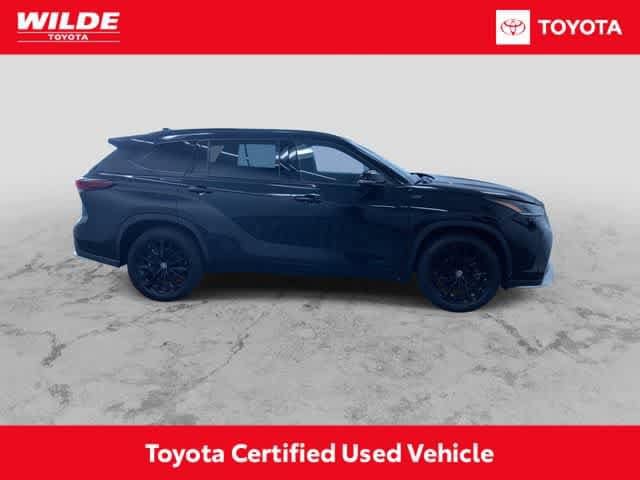 Thumbnail: 2025 Toyota Highlander - 2