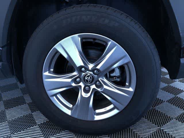 Thumbnail: 2025 Toyota RAV4 - 16