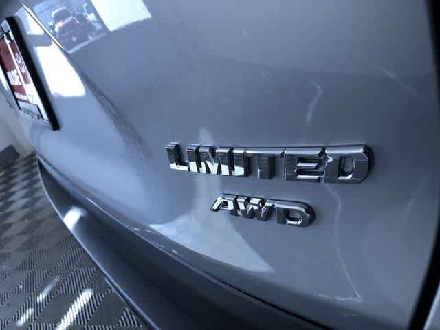 Thumbnail: 2025 Toyota RAV4 - 13