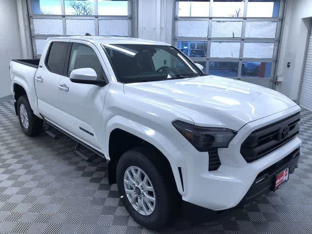 Thumbnail: 2025 Toyota Tacoma - 7