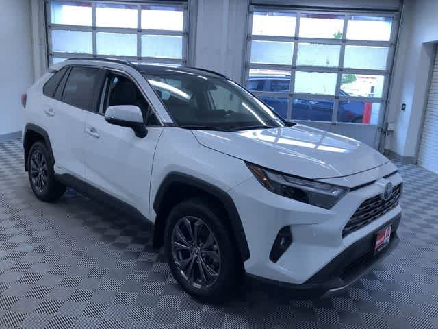 Thumbnail: 2024 Toyota RAV4 - 37