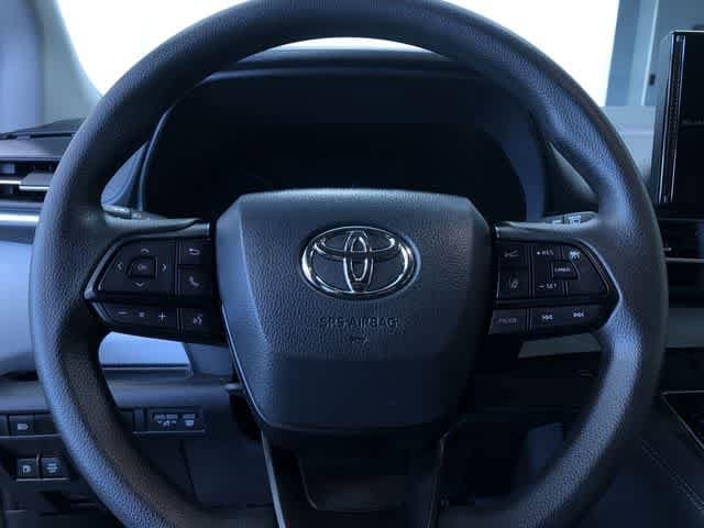 Thumbnail: 2026 Toyota Sienna - 24