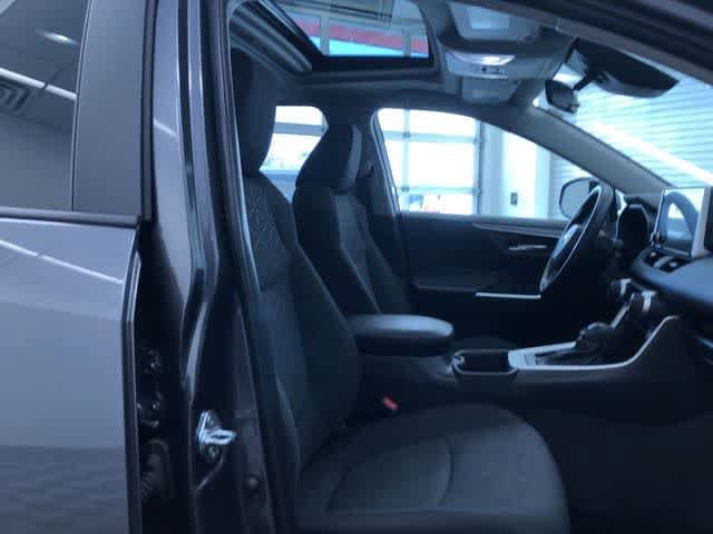 Thumbnail: 2025 Toyota RAV4 - 22