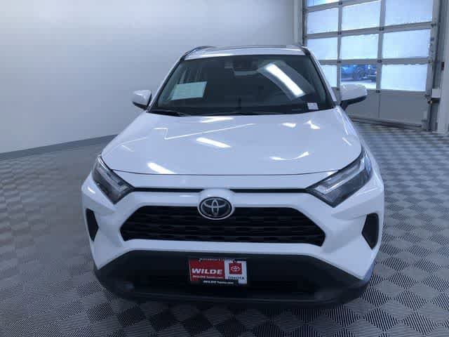 Thumbnail: 2025 Toyota RAV4 - 14