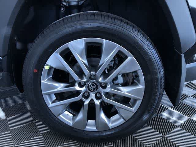 Thumbnail: 2025 Toyota RAV4 - 8