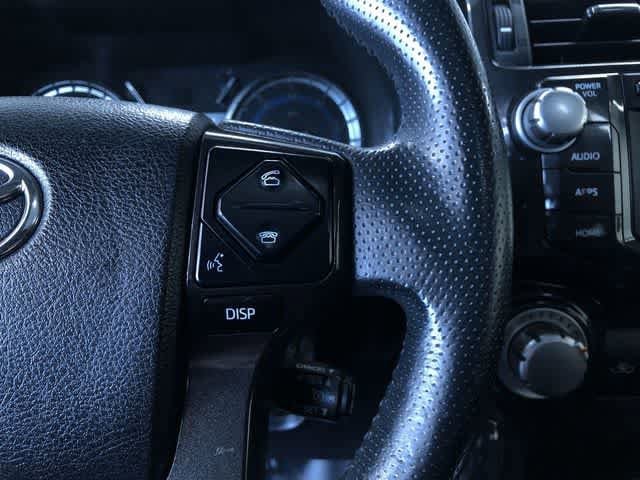 Thumbnail: 2017 Toyota 4Runner - 29