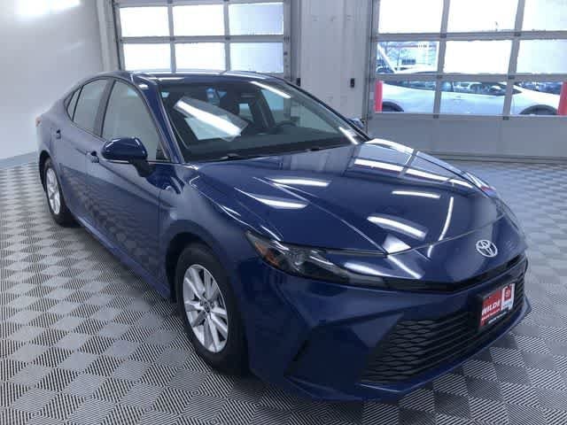 Thumbnail: 2025 Toyota Camry - 29