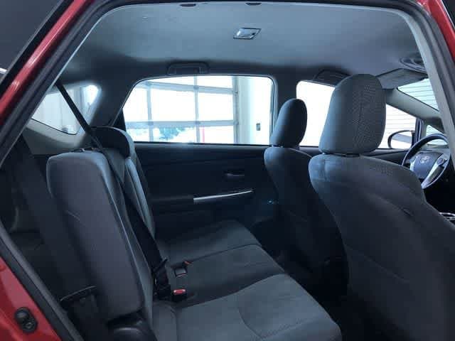 Thumbnail: 2013 Toyota Prius v - 22