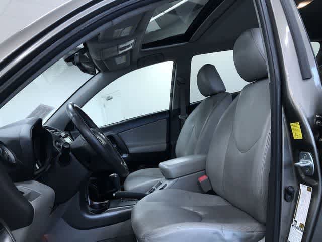 Thumbnail: 2010 Toyota RAV4 - 13