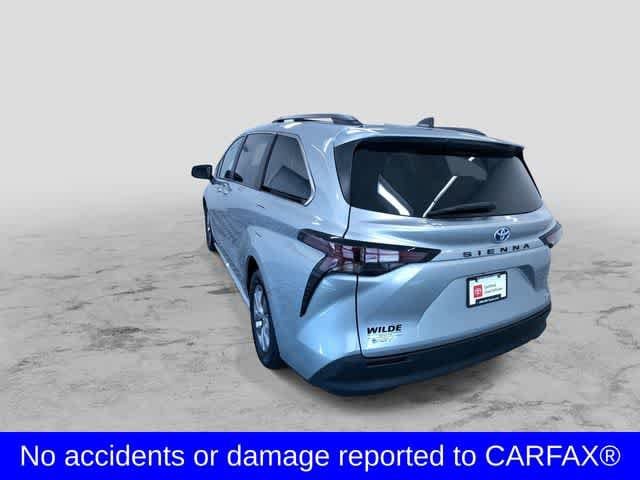 Thumbnail: 2025 Toyota Sienna - 7