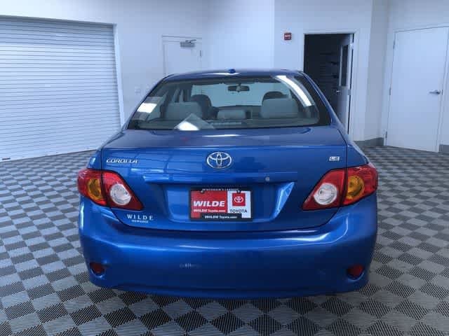 Thumbnail: 2010 Toyota Corolla - 14