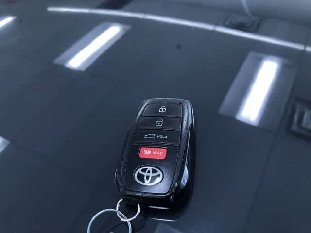 Thumbnail: 2025 Toyota Camry - 32