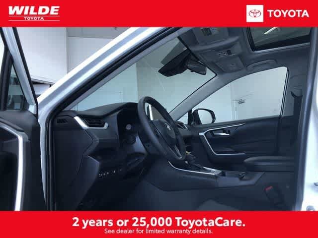 Thumbnail: 2025 Toyota RAV4 - 2