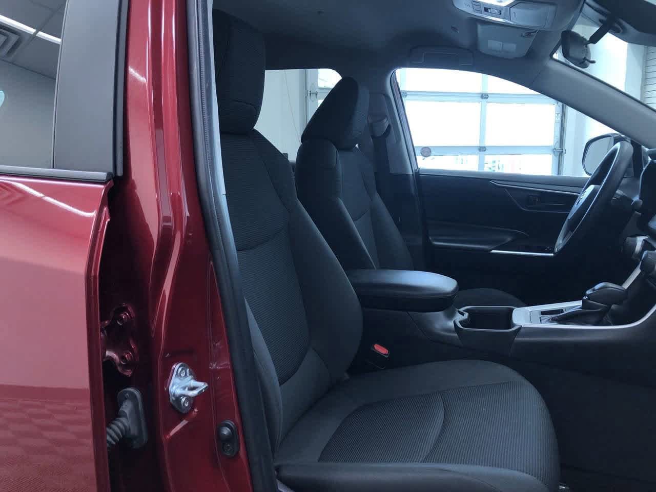 2024 Toyota RAV4 LE 22