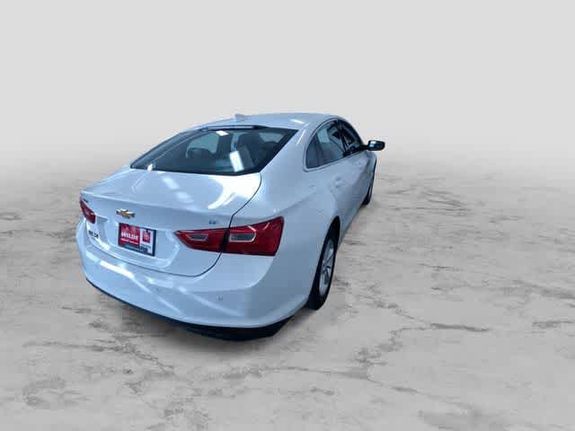 Thumbnail: 2024 Chevrolet Malibu - 10