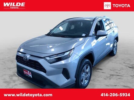 Shop 2025 Toyota RAV4 Hybrid XLE Sport Utility For Sale Milwaukee, Wisconsin