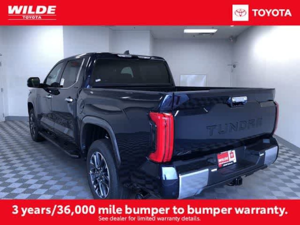 New 2026 Toyota Tundra Limited LIMITED CREWMAX 5.5