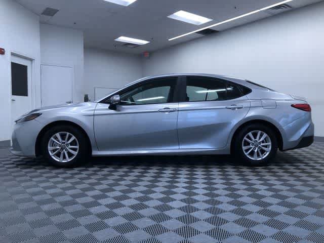 Thumbnail: 2025 Toyota Camry - 12