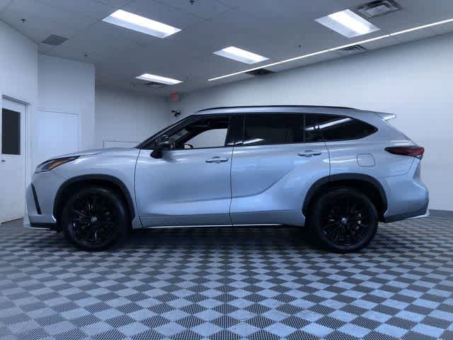 Thumbnail: 2025 Toyota Highlander - 11