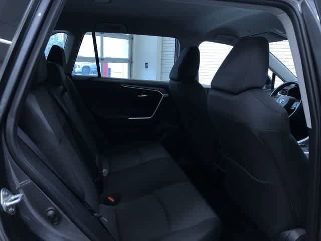 Thumbnail: 2025 Toyota RAV4 - 21