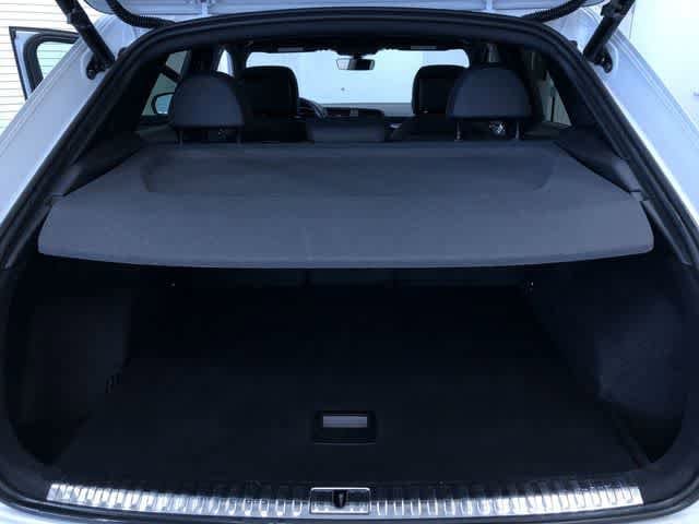 Thumbnail: 2025 Audi Q3 - 31