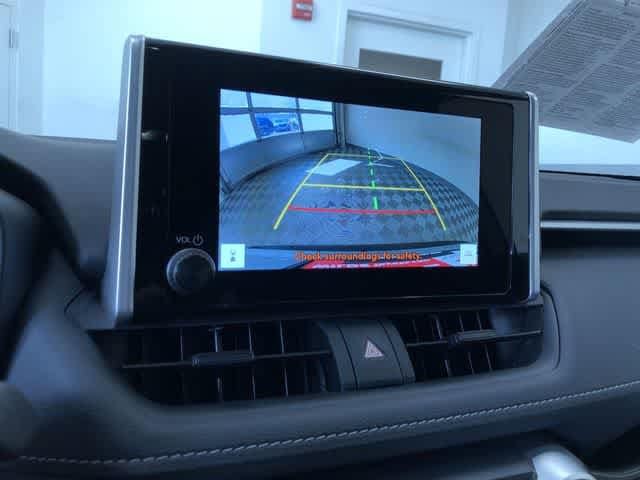 Thumbnail: 2025 Toyota RAV4 - 28