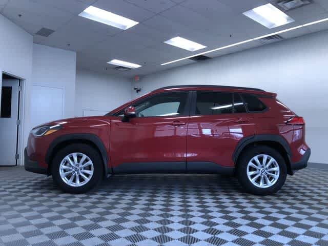 Thumbnail: 2022 Toyota Corolla Cross - 12