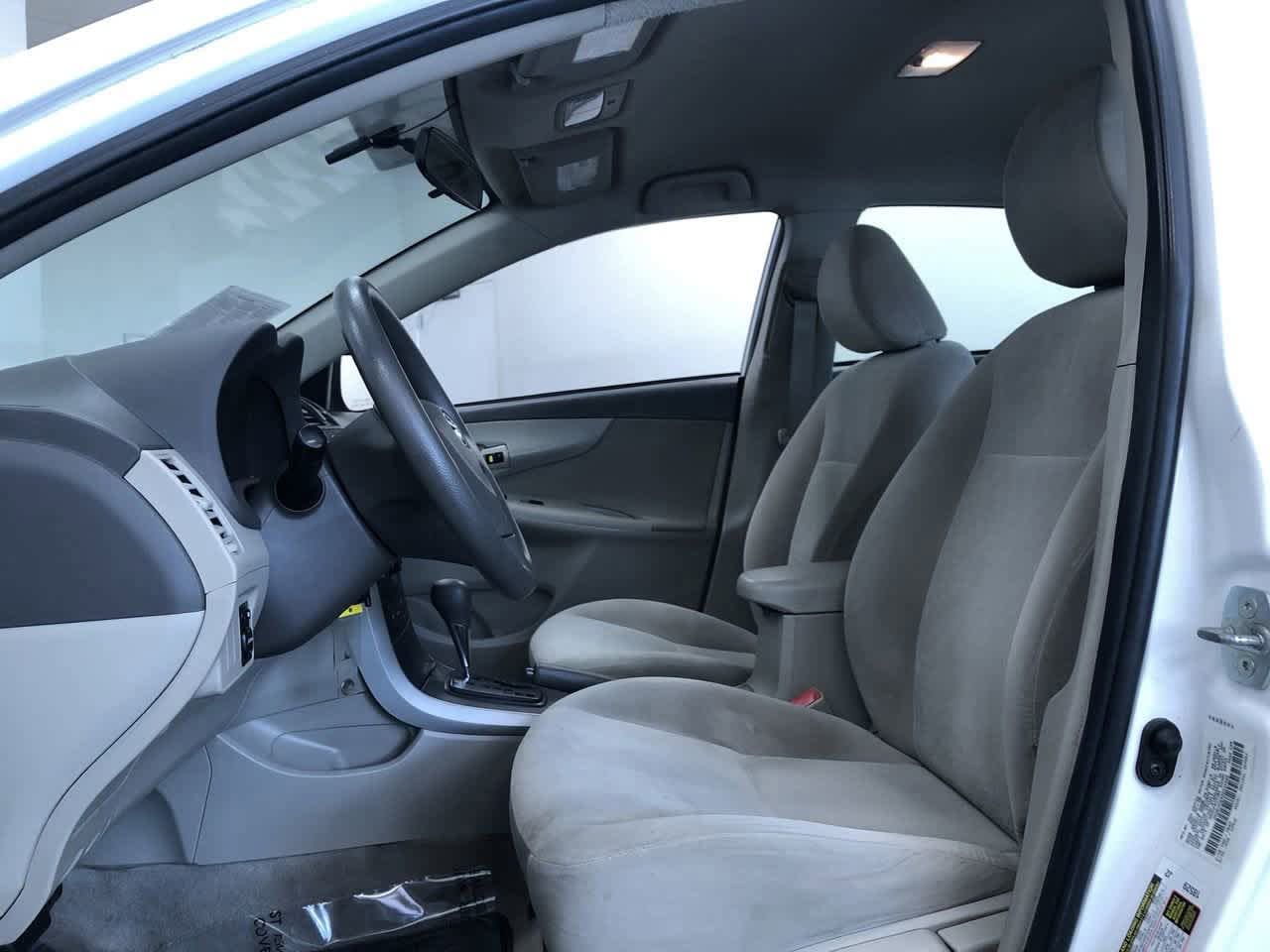 Thumbnail: 2009 Toyota Corolla - 17