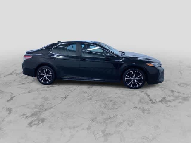 Thumbnail: 2019 Toyota Camry - 2