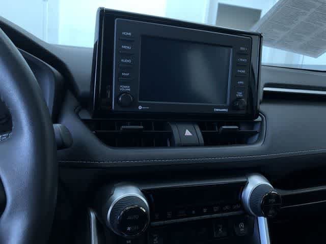 Thumbnail: 2022 Toyota RAV4 - 19